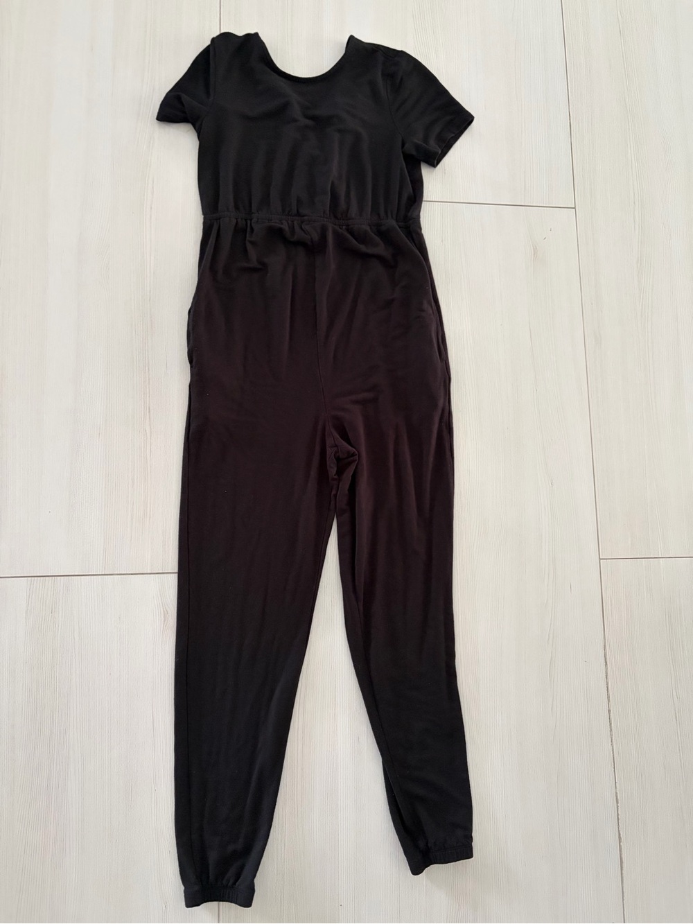 A Pea in the Pod Maternity Short-Sleeve Jumpsuit XS